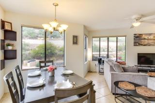 Tucson Escape with Outdoor Community Pool and Hot Tub! - Tucson - 0