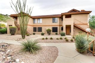 Tucson Escape with Outdoor Community Pool and Hot Tub! - Tucson - 8