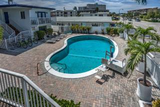 Blue Strawberry by the Sea - 5