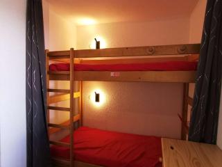 Charmant appart 4 pers skis aux pieds, proche commerces et bus - FR-1-545-39 - 3