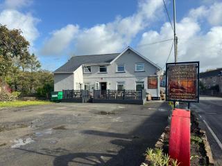 The Carpenters Arms Rooms in Broadway, Laugharne - 9