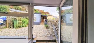 Cheerful 2 bed home with mountain views - Blaenau-Ffestiniog - 2