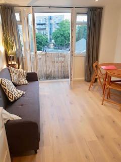Contemporary 1 bed in Peckham - London - 8