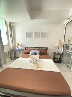 Condo in Azure Urban Resort Residences-Paranaque City - 7