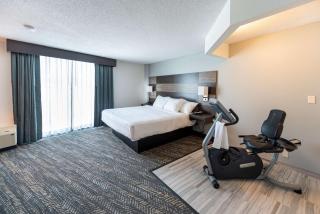 Best Western Plus Wausau Tower Inn - 4