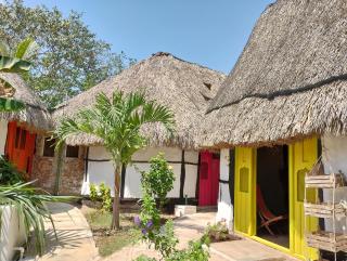 Hotel y Museo Aldea Maya Toktli Orígenes - Casa Maya Melipona - Alberca, Wifi Starlink, Tour Museo - Izamal - 8