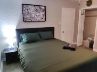 TRANQUIL OASIS - Private Rooms -Near Downtown Indianapolis - Indianapolis - 9