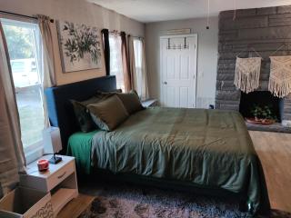 TRANQUIL OASIS - Private Rooms -Near Downtown Indianapolis - Indianapolis - 0