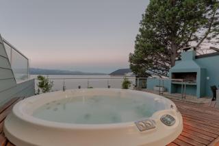 Luxury Lake Views Apartments By Apartments Bariloche - Bariloche - 9