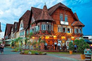 QUARTOS OKTOBERFEST - 1