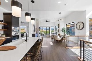 ZION TREASURE - RUBY at Copper Rock! - 4