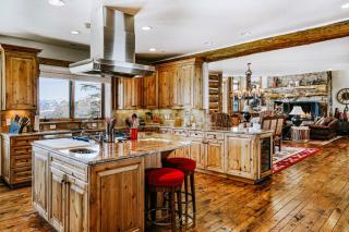Mountain Top Luxury - Big Sky - 1