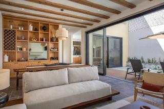 Casa Suspiros, Luxury 3BR Villa with Private Pool & Rooftop Views - 7