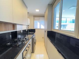 Varandas do Atlântico 403B - Excelente apartamento em condomínio de luxo a beira mar - Piscina climatizada - Academia - (Consultar serviços de roupas de cama e banho) - Bombinhas - 2