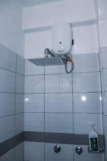 Executive 1 bedroom Queensize bed/hot shower/fast Wi-fi - 3