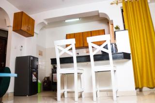 Executive 1 bedroom Queensize bed/hot shower/fast Wi-fi - 1