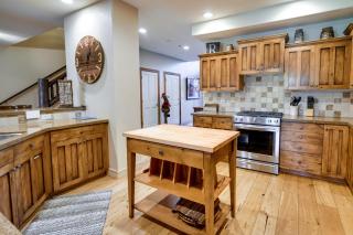 Park City Vacation Rental with Hot Tub and Fire Pit! - Park City - 2