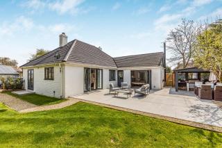 Luxury Goodwood home, Hot tub, 3 Bedrooms, Pet Friendly - Chichester - 4