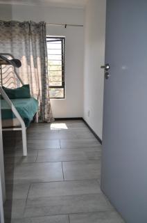 P & P Guest House - 9