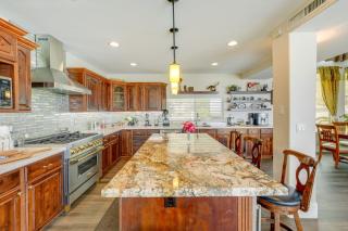 Luxury Arizona Escape - Pool, Hot Tub and Fire Pit - Phoenix - 3