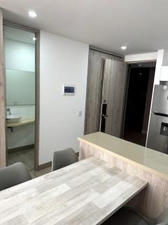 APARTAESTUDIO AMOBLADO - 3