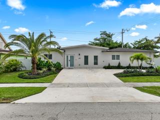 Premium Miami Villa Resort Pool, Golf & BB Court L05 - Miami - 3