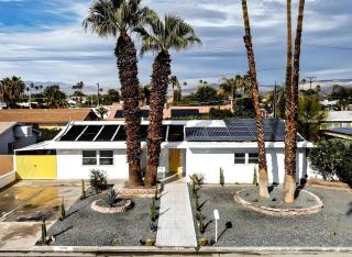 Casa Palma - Pool, Hot Tub, Outdoor Shower & Ping Pong - Palm Springs - 5