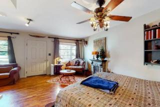 Wolfs Den at Tradewinds - Pool - Eureka Springs - 7