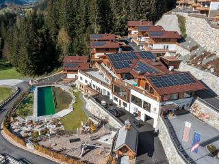 Chalet in Neukirchen near Wildkogel Ski Arena - Neukirchen am Grossvenediger - 4