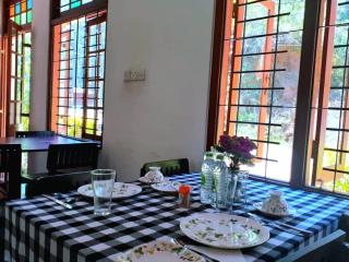 Green Shade Resort & Haritha Sewana Hotel - Nallathanniya - 2