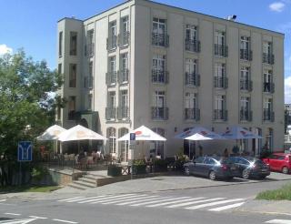 Luxury Garni Hotel Brix - Bratislava - 8
