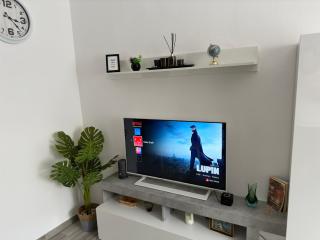 Casa di Afi, Perfect For 4 - Kitchen - Parking - Netflix - Arona - 1