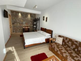 Bujtina Liana Voskopoje - 6