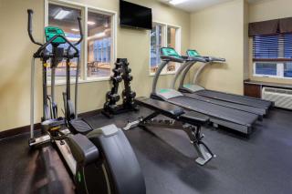 Microtel Inn & Suites by Wyndham - Timmins - 1