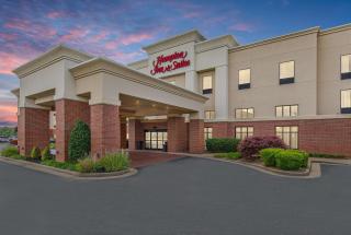 Hampton Inn & Suites Madisonville - 0