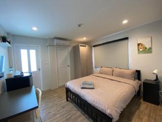 Aree House Poshtel - Pattaya Sud - 3