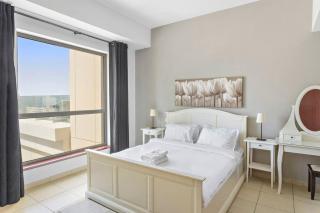 StoneTree - Beautiful 1BR Apartment with Partial Sea View - Dubai - 5