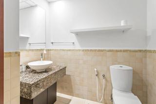 StoneTree - Beautiful 1BR Apartment with Partial Sea View - Dubai - 4