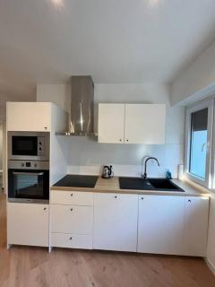 Hollywood 9 People - KHbnb center - Estrasburgo - 9