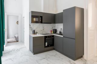 Luxurious Prestige Residence next to the New York Café - Budapest - 4