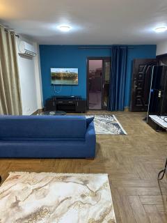 Studio 1 bed 1 bathroom +Kitchen - 7