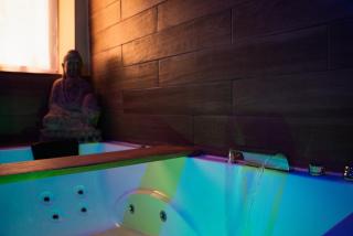 Le balneo jacuzzi Vieil Antibes Safranier - Antibes - 3