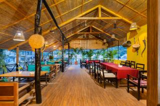Hotel Parkside & Swimming Pool-Between Greenery and Azure ,Your Perfect Retreat - Chitwan - 8