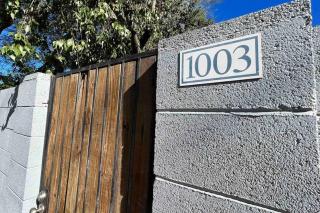 Cozy 3 Bedrooms Town home in Chandler with community pool - Chandler - 2