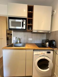 Dream Dwell Paris -Studio with Balcony 800m to Trocadéro and Tour Eiffel - París - 4