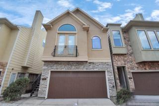 Beautiful Galleria Getaway w/ Pool - 4