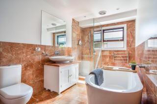 The Panoramic Tree View Home in Melbourne City - 7
