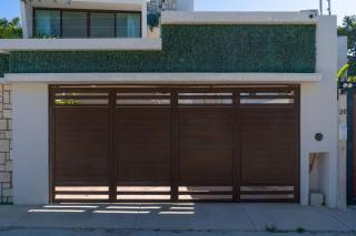 Jacuzzi, Premium Villa Hype - Private Pool & Near the Beach - 2