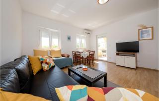 Gorgeous Apartment In Rab With Wi-Fi - Rab - 6