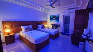 Kamadhoo Inn - 1